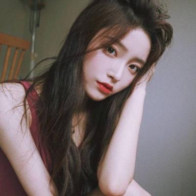 23张气质感拉满的女生唯美微信头像