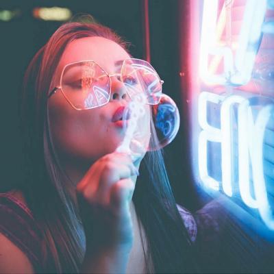 21张高清欧美风霸气女生头像 好看又酷的头像合集