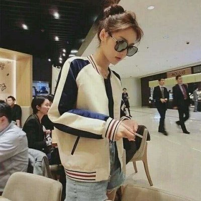 戴墨镜女生微信头像合集 11张高清无水印素材