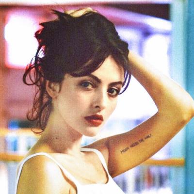 24张高清欧美酷飒女生头像 氛围感拉满