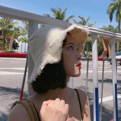 28张高清真人小清新女生头像合集