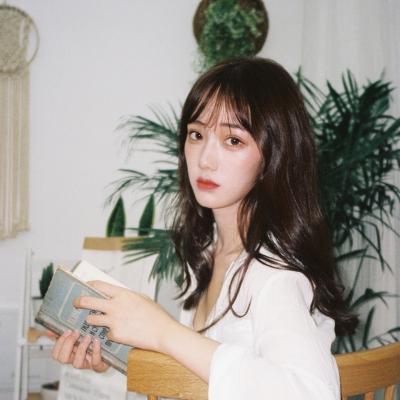 17张高清小清新女生QQ头像 氛围感拉满