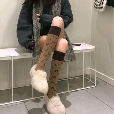 8张高清性感长腿部位女头 女生头像合集来了