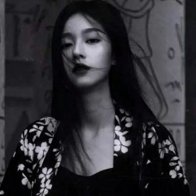 16张高清潮流个性社会女生头像合集