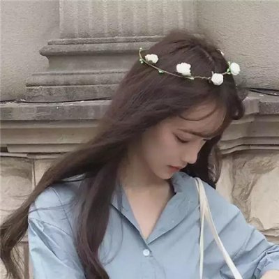 24张高清好看的唯美小清新女生头像
