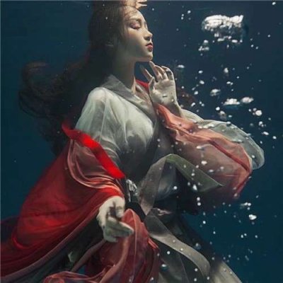 古风流泪女生头像合集！12张高清伤感QQ头像素材
