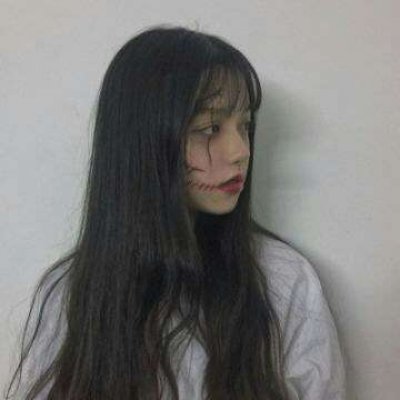 12张emo女生高清头像 带着低落孤独感的QQ头像