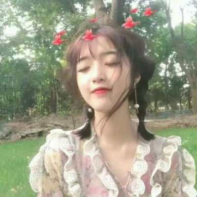 快签收！17张可爱漂亮的女生QQ头像 把软萌女朋友设成头像吧