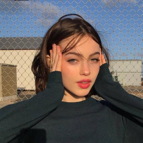 22张超拽霸气冷酷女生头像 高清好看直接用