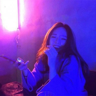 7张高清意境感拉满的女生伤感绝望头像合集