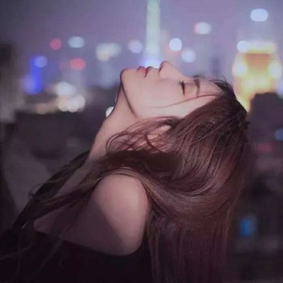 18张高清长发清纯女生头像 氛围感拉满的唯美头像合集