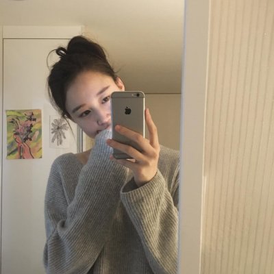 12张清新感拉满！女生丸子头侧脸微信头像合集