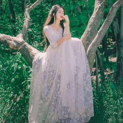 28张白裙女生唯美微信头像 高清好看直接用