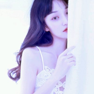 8张高清冷艳美女头像 自带高级感的女生头像合集