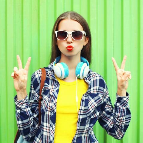 23张高清氛围感欧美女生头像 气质感直接拉满