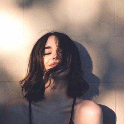 30张高清气质款欧美女生头像 氛围感拉满