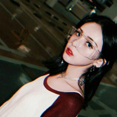 68张高清真人美女头像 日常氛围感拉满的女生头像素材