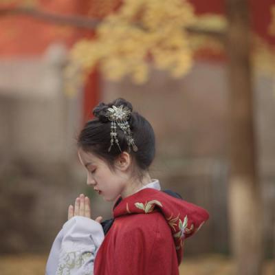 18张高清古风美女头像合集 适合做女生头像的国风美图