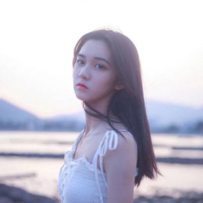 21张高清伤感冷酷女生头像 自带孤独忧郁氛围感