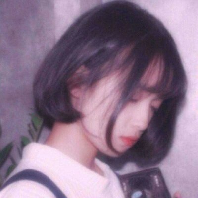 冷系短发女生头像合集 20张高清正侧脸都有