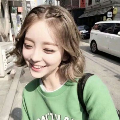 28张高清短发气质女神头像合集 好看的女生头像素材