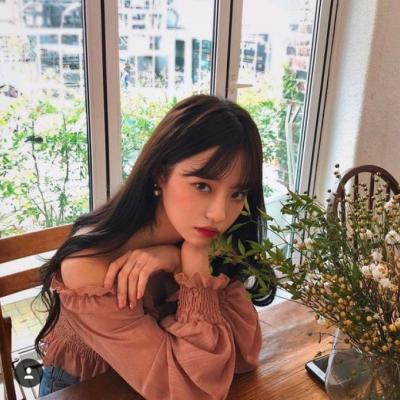 21张清纯萌系女生头像 软萌可爱高清图合集