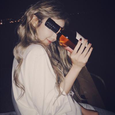 20张高清好看的个性独特女生头像合集