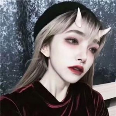 19张高清颓废感非主流女生QQ头像合集