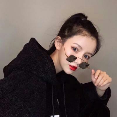 36张超拽冷酷女生头像 高清霸气个性款直接存