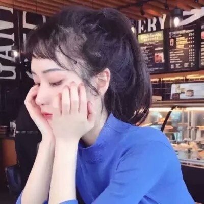 12张蓝色忧郁风女生头像 高清适配低落伤心情绪的头像素材