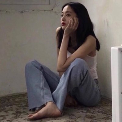 当下超火的时尚潮流女生头像 18张高清图合集