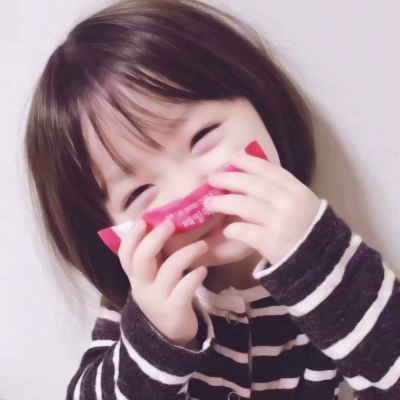 网红可爱小女孩头像合集 18张高清网红小孩头像来啦