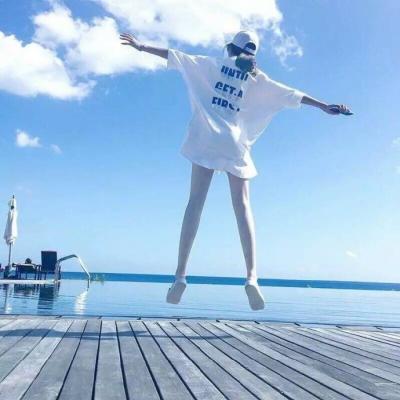 24张氛围感拉满的蓝色系女生头像 高清意境感拉满