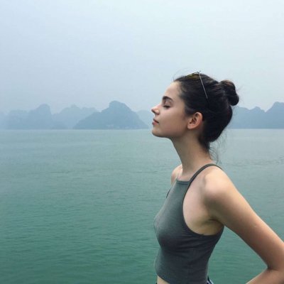 19张高清好看的女生欧美微信头像合集