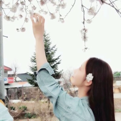 微信萌系清爽女头合集 18张高清小清新风格头像