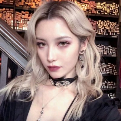 女生超拽霸气头像合集 34张高清好看的个性头像