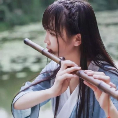 10张带感的忧伤古风女生真人头像