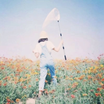 26张高清清新背影女头 氛围感拉满的女生头像合集