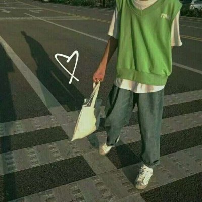 15张青春感拉满的不露脸半身女头，都是女生头像圈热门款