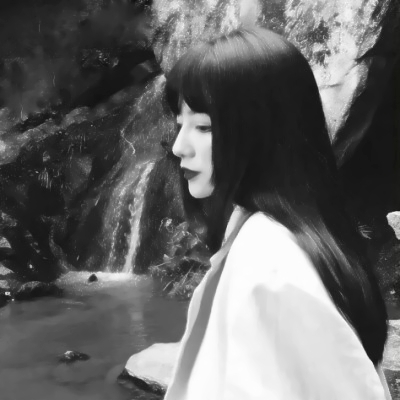 12张高清超酷黑白女生头像 直接存就能用