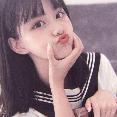 24张高清可爱真人女生头像 可以直接下载用啦