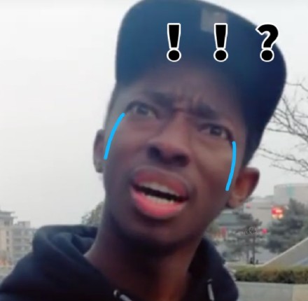 火出圈的黑人小哥魔性表情包合集