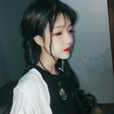 28张高清抑郁系伤感女生头像 氛围感拉满