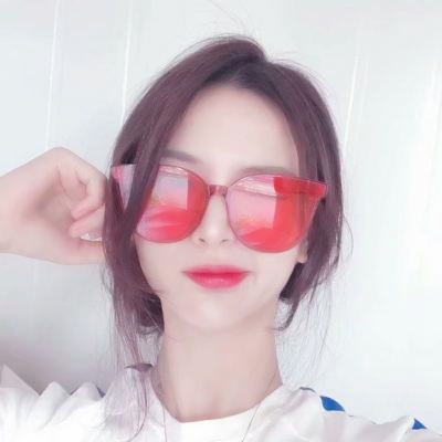 戴眼镜头像女生高清合集 21张唯美氛围感头像直接存
