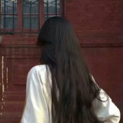 28张清新可爱女生背影头像 高清好看直接存