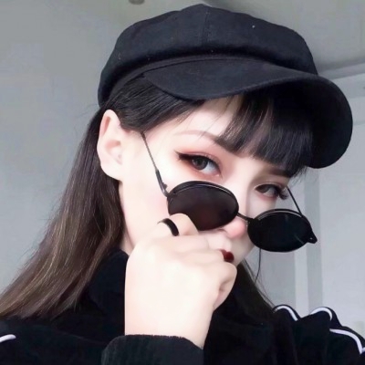 16张高清时尚潮酷女生头像 适合当QQ头像的潮流女生图