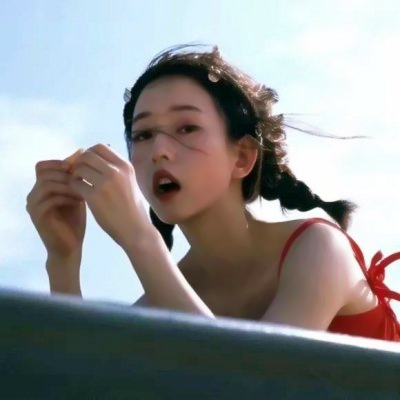 适合女生用的微信头像！36张高清好看的美女头像合集