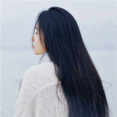 17张高清简约文艺风女生头像 氛围感拉满