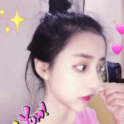 潮酷女生必备！35张supreme风格女生头像合集