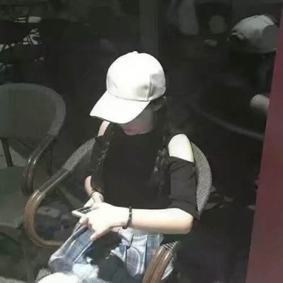 暗黑风拉满！26张超酷女生头像合集，高清质感直接封神